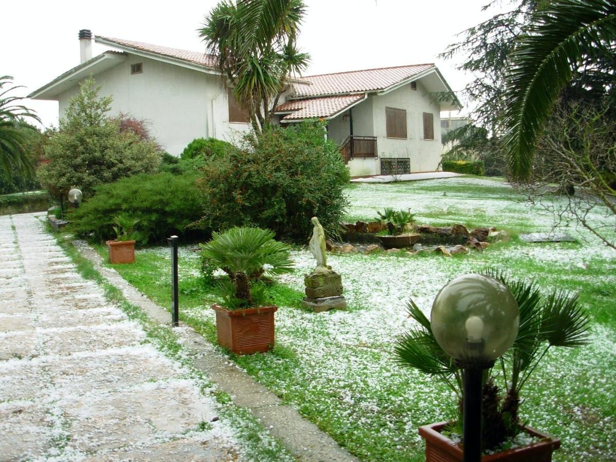 B&B Villa Sans Souci 치비타베키아 외부 사진